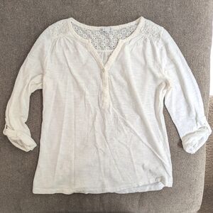 Gap White Roll Up Sleeve Tee Size M NWOT